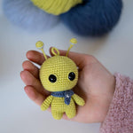 Cute Alien Crochet Pattern – Amigurumi Doll