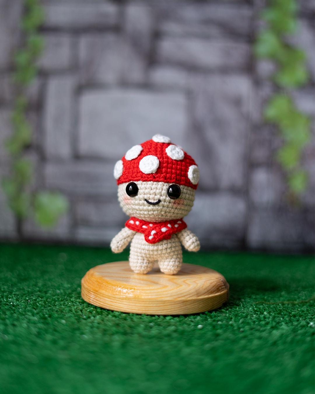 Cute Mushroom Crochet Pattern – Amigurumi Keychain