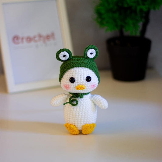 Tiny Duck in Frog Hat Crochet Pattern – Cute Amigurumi