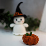 Cute Ghost Crochet Pattern – Halloween Amigurumi