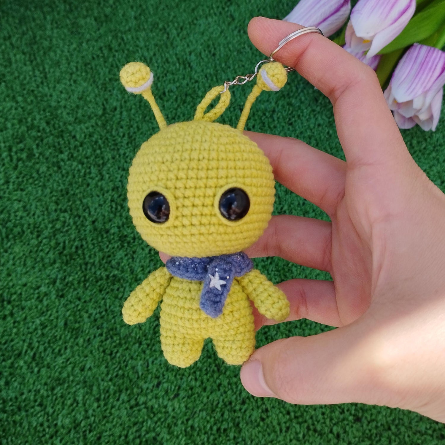 Cute Alien Crochet Pattern – Amigurumi Doll